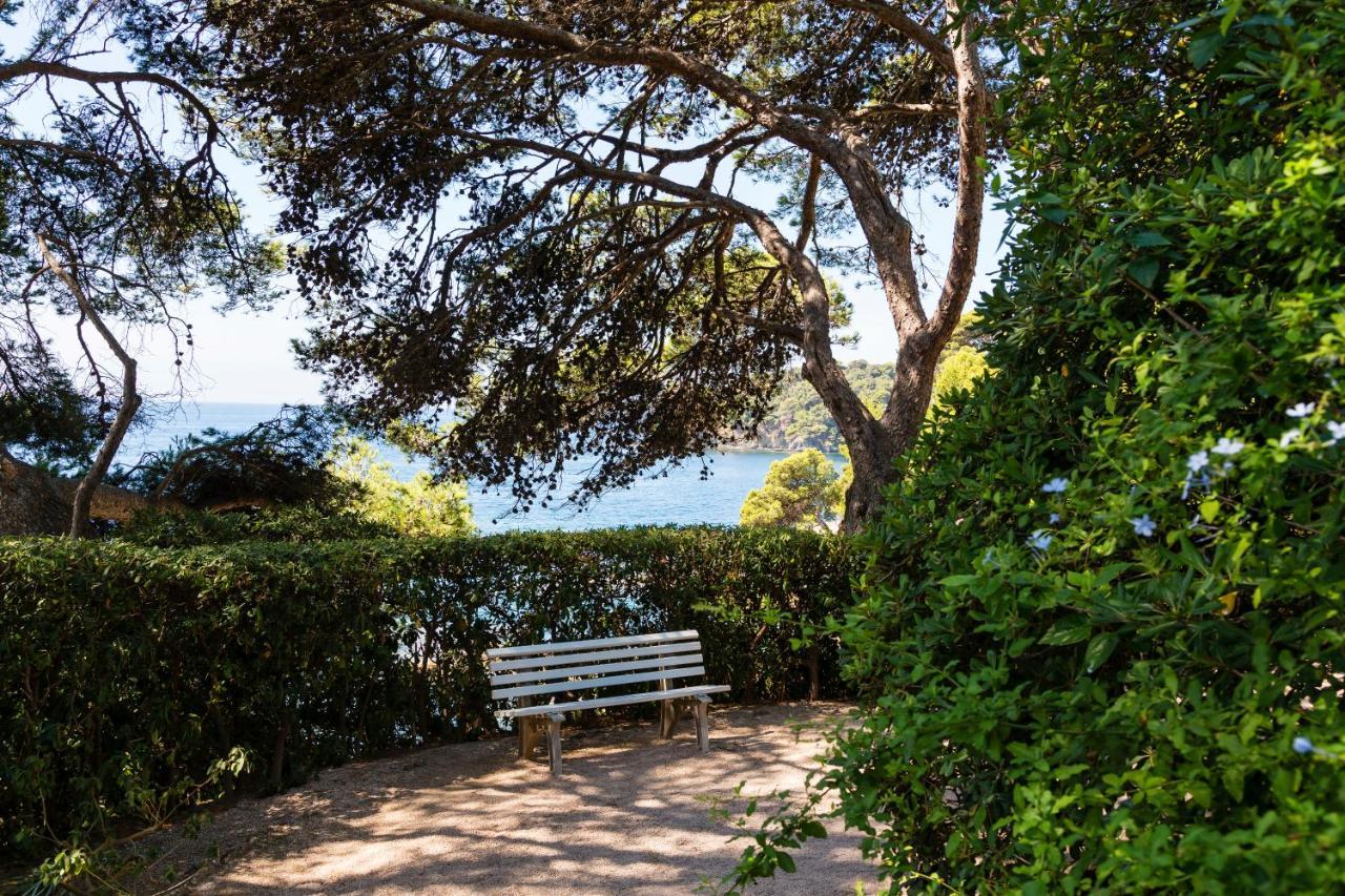 Parc Et Residence Le Provencal Hyères Екстериор снимка