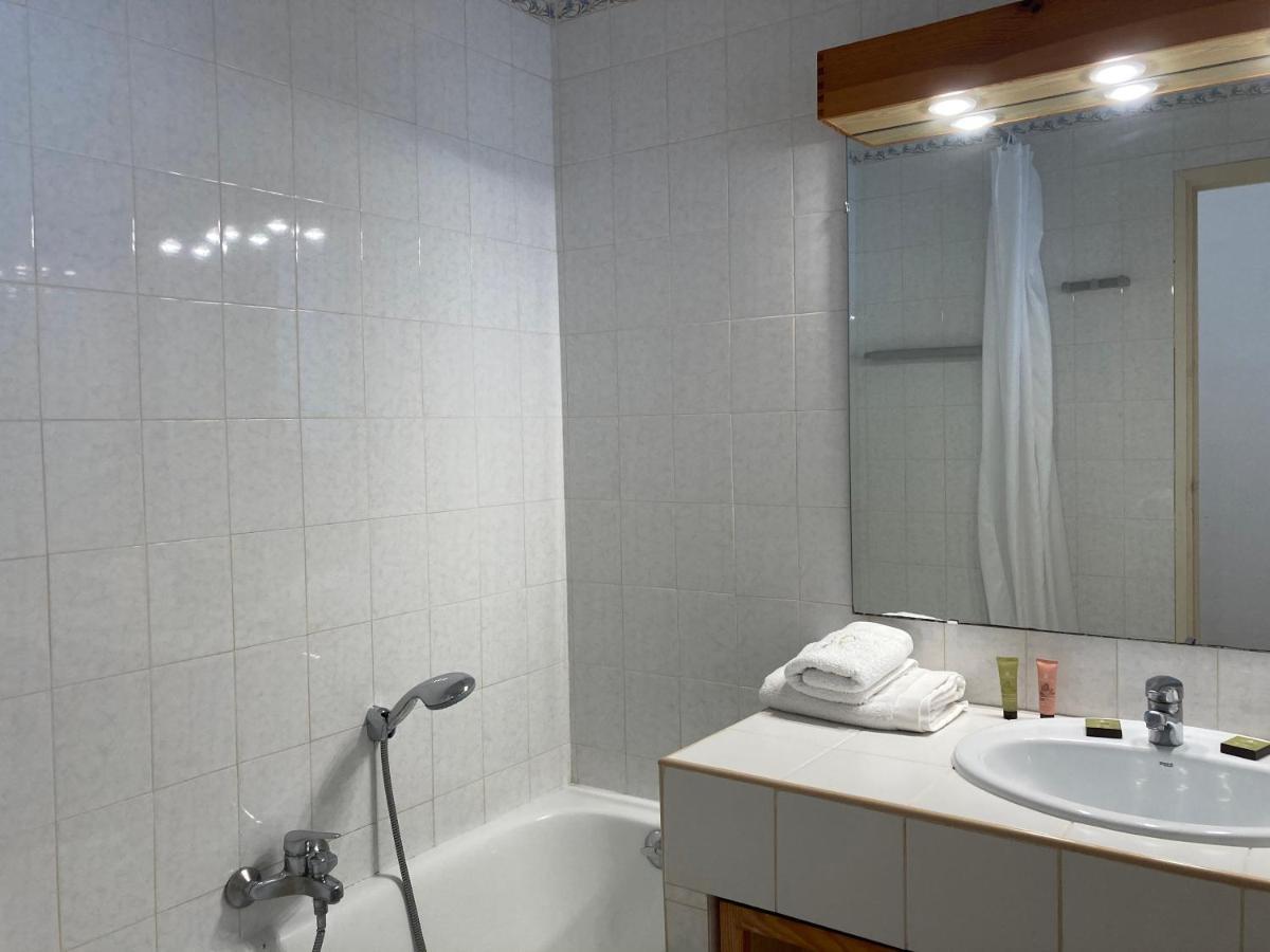 Parc Et Residence Le Provencal Hyères Екстериор снимка